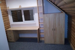 стол, шкаф фото 1